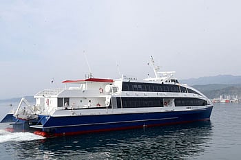 damen-fast-ferry-4212-sea-flower_lowres