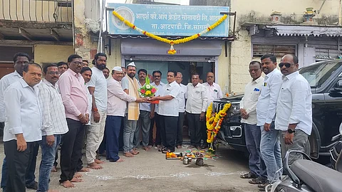 आदर्श सोसायटी चा नववा वर्धापन दिन उत्साहात साजरा