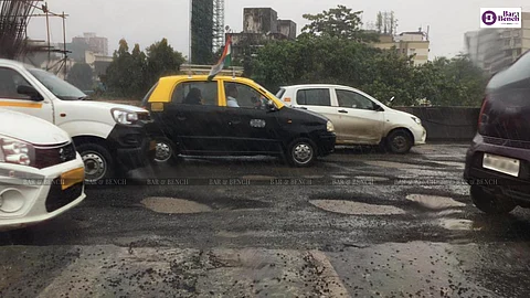 Bombay High Court to assign the issue of potholes on roads to special bench