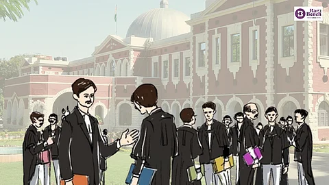 Jharkhand High Court with lawyers