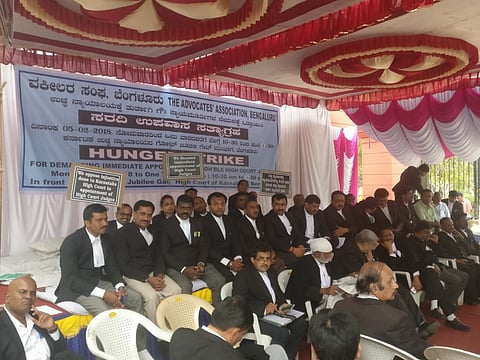 Breaking: Bangalore lawyers suspend hunger strike after Centre clears five names for elevation to Karnataka HC