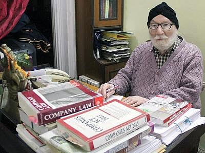 Author of Textbook on Law of Contract and Specific Relief, Dr. Avtar Singh passes away