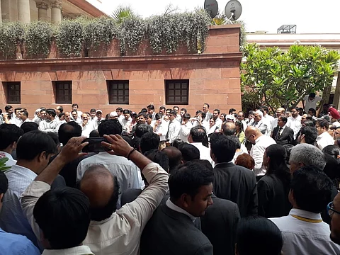 Supreme Court Employees “pained” by allegation of corruption in Registry, back CJI Gogoi