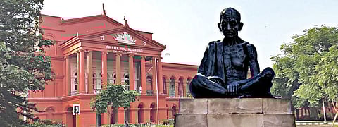 Mahatma Gandhi statue and Karnataka HC