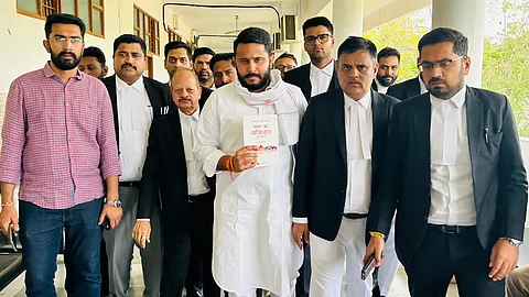 Congress Lok Sabha Candidate Divyanshu Budhiraja in Panchkula Court
