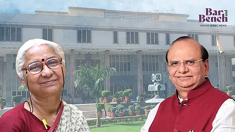 Medha Patkar and VK Saxena with Delhi HC