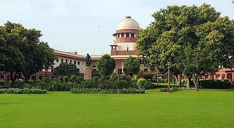 ಕೋವಿಡ್ನಿಂದ ಅನಾಥವಾದ ಮಗುವಿನ ಪಾಲನೆ: ತಾಯಿಯ ಚಿಕ್ಕಮ್ಮನಿಗಿಂತಲೂ ತಂದೆ ಕಡೆಯ ಅಜ್ಜ- ಅಜ್ಜಿ ಮೇಲು ಎಂದ ಸುಪ್ರೀಂ