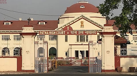 ಇದೇನು ಚಿತ್ರಮಂದಿರವೇ? ಕೋಟ್ ಧರಿಸದ ಐಎಎಸ್ ಅಧಿಕಾರಿಗೆ ಪಾಟ್ನಾ ಹೈಕೋರ್ಟ್ ತರಾಟೆ