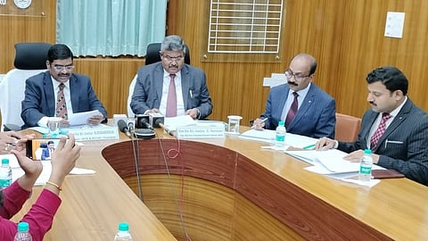 KALSA Chairman Justice G Narendrar, Justice K Somashekar and others were present at Press Meet