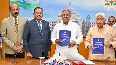 ಭಾರತೀಯ ನ್ಯಾಯ ಸಂಹಿತೆ, ನಾಗರಿಕ ಸುರಕ್ಷಾ ಸಂಹಿತೆ, ಸಾಕ್ಷ್ಯ ಮಸೂದೆಗಳ ಅಧ್ಯಯನ ಸಮಿತಿಯಿಂದ ಸಿಎಂಗೆ ವರದಿ ಸಲ್ಲಿಕೆ
