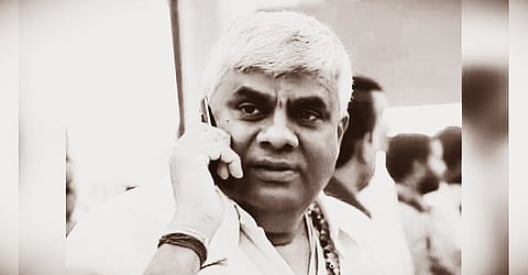 ಸಂತ್ರಸ್ತೆ ಅಪಹರಣ ಪ್ರಕರಣ: ಶಾಸಕ ರೇವಣ್ಣ ಅವರನ್ನು ಮೂರು ದಿನಗಳ ಕಾಲ ಎಸ್ಐಟಿ ವಶಕ್ಕೆ ನೀಡಿದ ನ್ಯಾಯಾಧೀಶರು