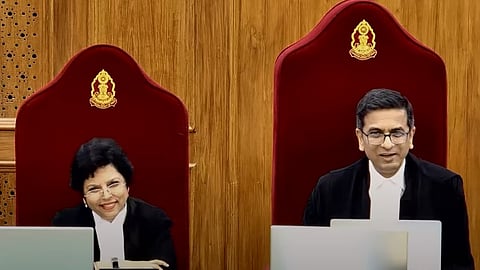 Justice Hima Kohli (L), CJI DY Chandrachud (R)