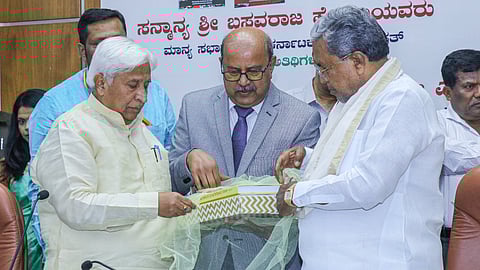 'ನೂರು ಕಾನೂನು: ನೂರು ಅಭಿಮತಗಳುʼ ಮೂರು ಸಂಪುಟ ರೂಪಿಸಿದ ಸಂಸದೀಯ ಸುಧಾರಣಾ ಸಂಸ್ಥೆ; ದೇಶದಲ್ಲೇ ವಿಶಿಷ್ಟ ಪ್ರಯತ್ನ