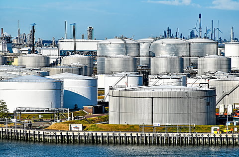 Netherlands March base oil output falls