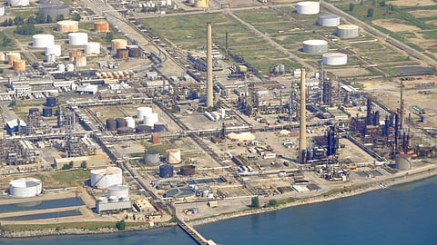 Canada's May base oils output pauses