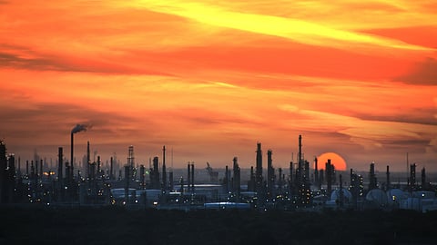 US’ April paraffinic base oil output rises