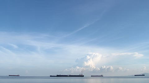 Spore’s exports fall in week to Dec 6