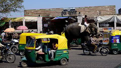 Ahmedabad, Gujarat, busy road, India