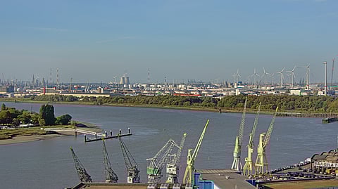 Antwerp, petroleum infrastructure, storage tanks, vessels, port