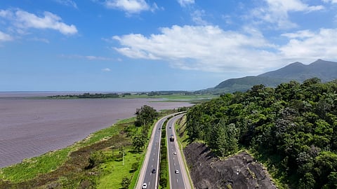 Photo of road, traffic in Rio Grande do Sul, Brazil