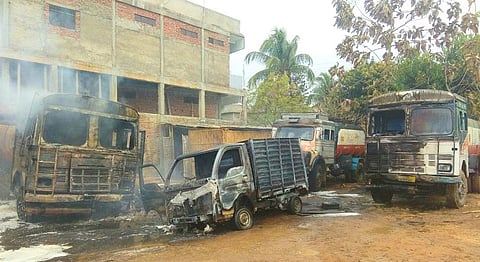 অবৈধ গুন্ডা ট্যাক্সের বিরুদ্ধে ডিগবয়ে হিংসা ও অচলাবস্থা