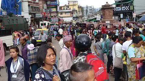 শিলঙের উপদ্ৰুত অঞ্চলগুলিতে ৯ ঘণ্টা কার্ফু শিথিল