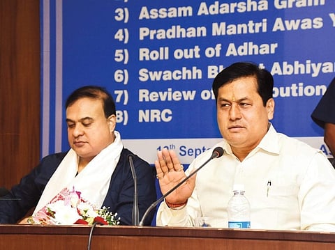 সরকারি প্ৰকল্প রূপায়ণে জেলাশাসকদের বাড়তি সময় কাজ করার আহ্বান মুখ্যমন্ত্ৰীর