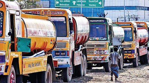 এলপিজি সংকট,ট্ৰাক ধর্মঘট মিটিয়ে ফেলতে আইওসিএলকে বলল দিশপুর