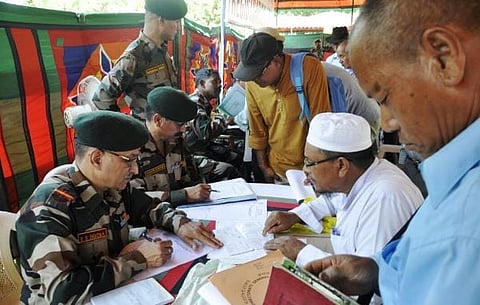 বিধানসভায় যথার্থ তথ্য পেশ করতে মন্ত্ৰীদের বললেন অধ্যক্ষ হিতেন্দ্ৰনাথ গোস্বামী