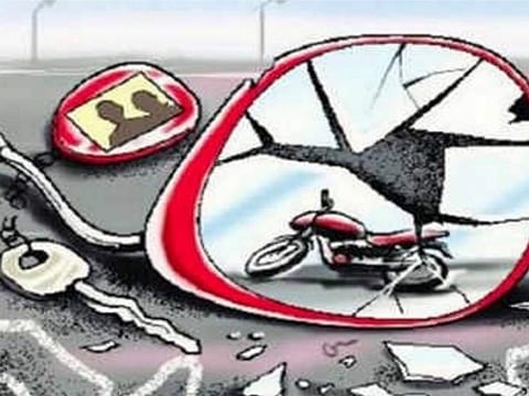 দ্বারকুচিতে সড়ক দুর্ঘটনায় নিহত ২
