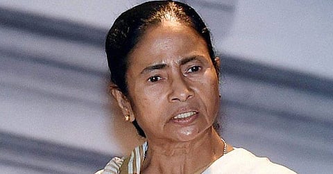 তৃণমূলের দুর্গে আঘাত,পশ্চিমবঙ্গে ১৭টি আসনে এগিয়ে বিজেপি