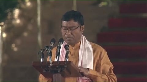 কেন্দ্ৰীয় মন্ত্ৰিসভায় শপথ নিলেন অসমের রামেশ্বর তেলি