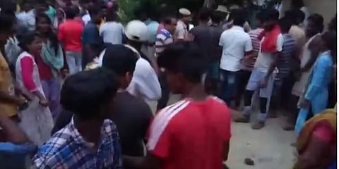 তিনসুকিয়ায় গণপিটুনিতে নিহত মা ও ছেলে