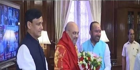 আজ স্বরাষ্ট্ৰমন্ত্ৰীর দায়িত্ব বুঝে নিলেন অমিত শাহ