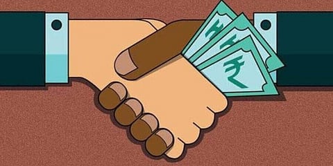 ২৫০ টাকা ঘুষ নিয়ে ২৮ বছর পর অভিযোগ থেকে মুক্তি পেলেন দিল্লির এক পুর কর্মী