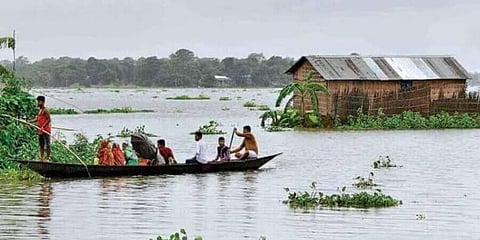 গোলাঘাট জেলার ১,১৯,১৭৯ লক্ষের বেশি মানুষ বন্যার ক্ষতিগ্ৰস্ত,ভাসছে গোয়ালপাড়া,শিবসাগরের বহু গ্ৰাম