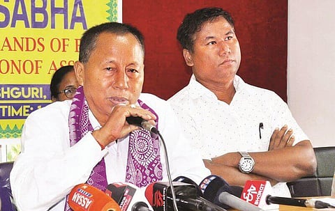 ‘এনআরসি থেকে বিদেশিদের বাদ দিন,অন্তর্ভুক্ত করুন ভূমিপুত্ৰদের’