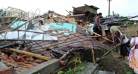 অসময়ের ঝড়ে বিপর্যন্ত যোরহাটের জনজীবন