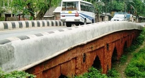 নামডাং পাথরের সেতু সারাইয়ে দিশপুরের প্ৰস্তাব