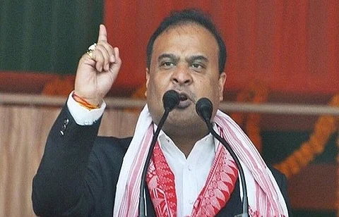সরকারি চাকরি পেতে হলে প্ৰার্থীদের দশম শ্ৰেণি পর্যন্ত অসমিয়া বিষয় থাকতে হবেঃ হিমন্ত