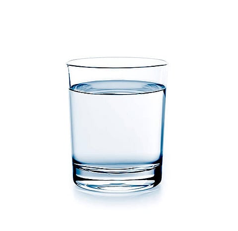 প্ৰচুর পরিমাণে জন পানে নতুন করোনার জীবাণু বেরিয়ে যাওয়ার কোনও প্ৰমাণ নেইঃ হু