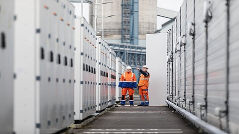 The Lingen battery facility has been designed with over 200 lithium-ion units and infrastructure supporting balancing energy and inertia services. Image Credit: RWE