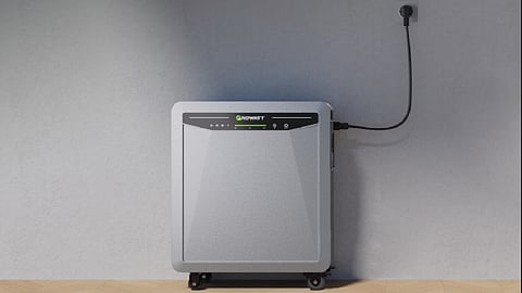 The AURA 5000 system has enabled AC-coupled integration, AI-based tariff optimization, and offline smart control for urban residential solar use. Image Credit: GROWATT