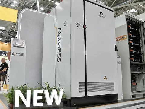 AlphaESS presents a 150 kW/313 kWh liquid-cooled battery energy storage system for urban commercial applications.