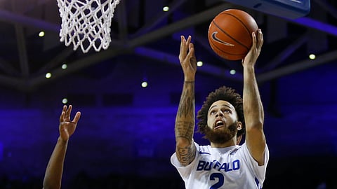Buffalo’s Jeremy Harris goes to the basket against Bowling Green on March 8 (Jeffrey T. Barnes)
