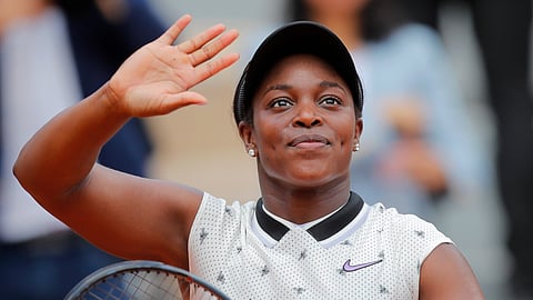 Sloane Stephens of the U.S. celebrates winning her second round match of the French Open tennis tournament against Spain’s Sara Sorribes Tormo in two sets, 6-1, 7-6 (7-3), at the Roland Garros stadium in Paris on May 29, 2019.