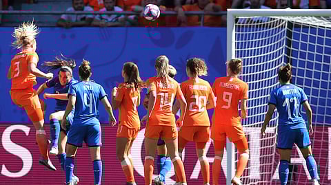 Stefanie Van Der Gragt (left) scores The Netherlands’ second goal during the Women’s World Cup quarterfinal against Italy on June 29 (Francisco Seco)