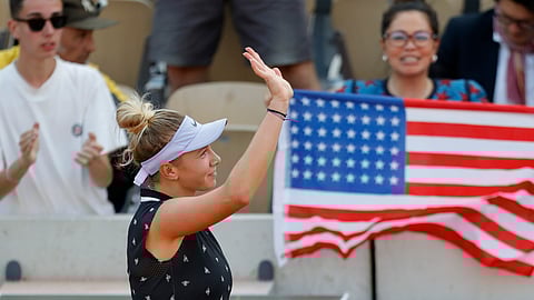 Amanda Anisimova of the U.S. celebrates winning her fourth round match on June 3 (Pavel Golovkin)