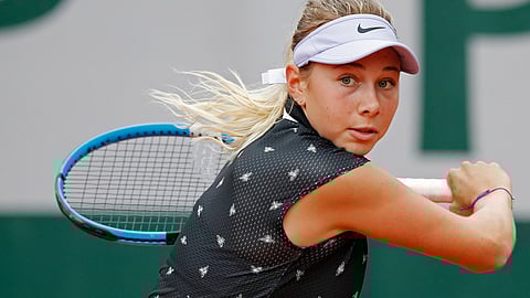 Amanda Anisimova of the U.S. plays a shot against Aryna Sabalenka of Belarus during their second round match of the French Open tennis tournament at the Roland Garros stadium in Paris on May 30, 2019.