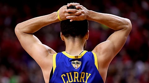 The Warriors’ Stephen Curry failed to get a shot off in the fourth quarter of Golden State’s Game 2 victory on June 2 (Frank Gunn/The Canadian Press)